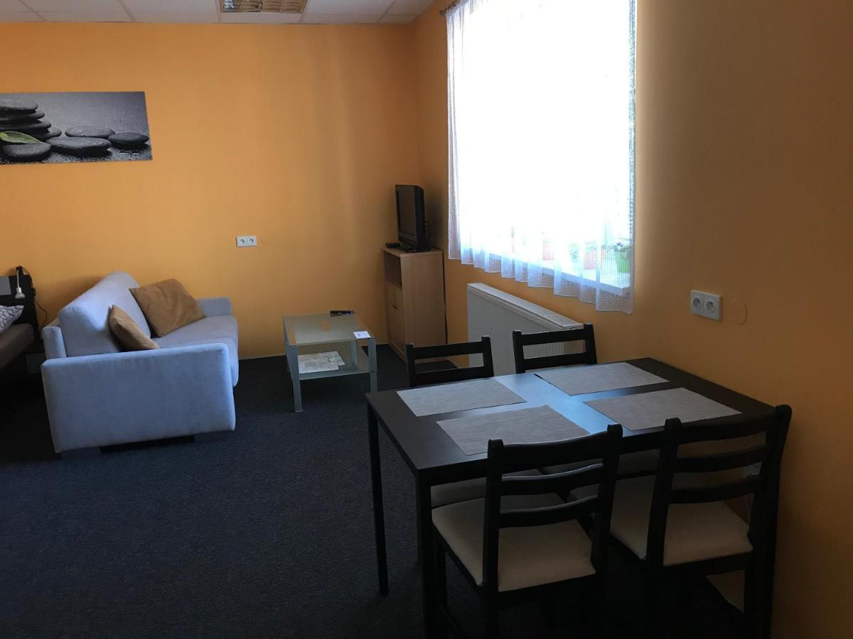 Apartment Corriger อุสตี นาด ออร์ลิตซี ภายนอก รูปภาพ